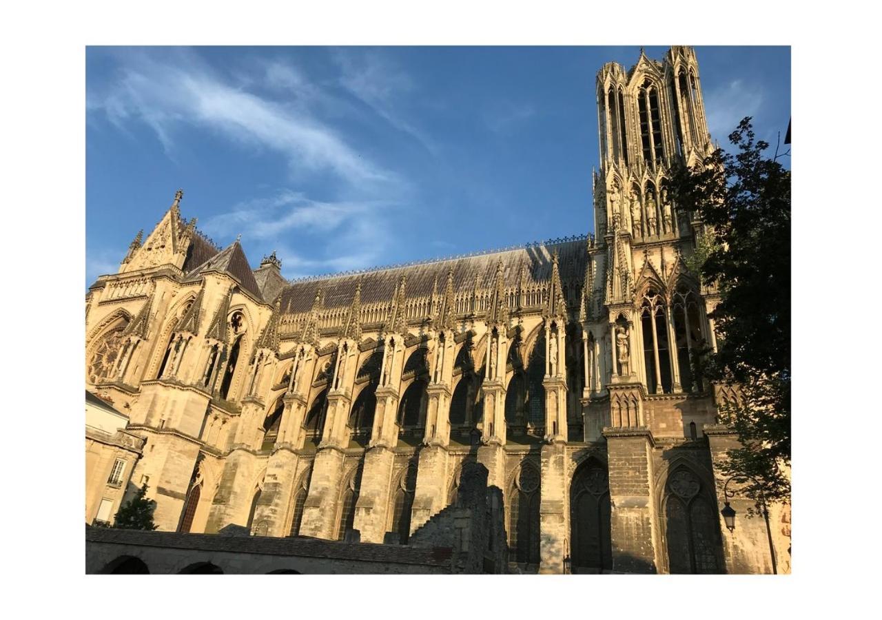 Suite Clovis 6 Reims Esterno foto